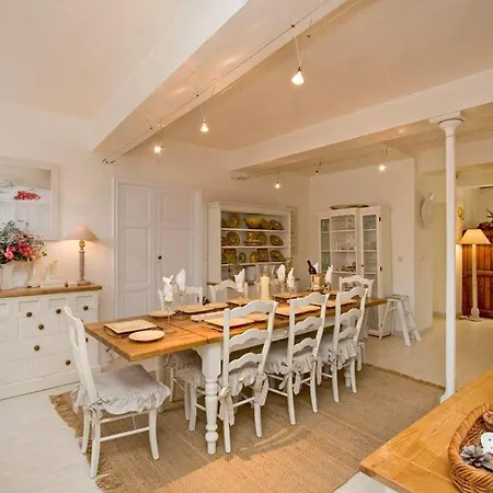 Sleeps 8 Pool Wifi * Olonzac