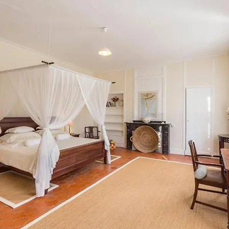 Sleeps 8 Pool Wifi * Olonzac